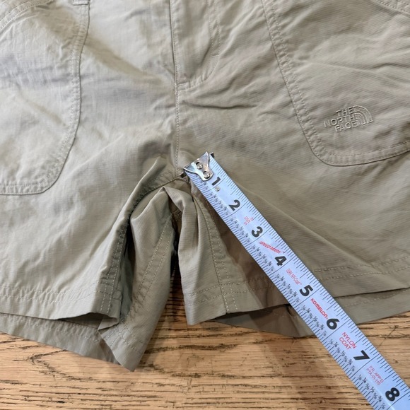 The North Face Womens Khaki Ripstop Hiking Shorts Size 8 Tan Outdoor Athletic - Picture 7 of 10